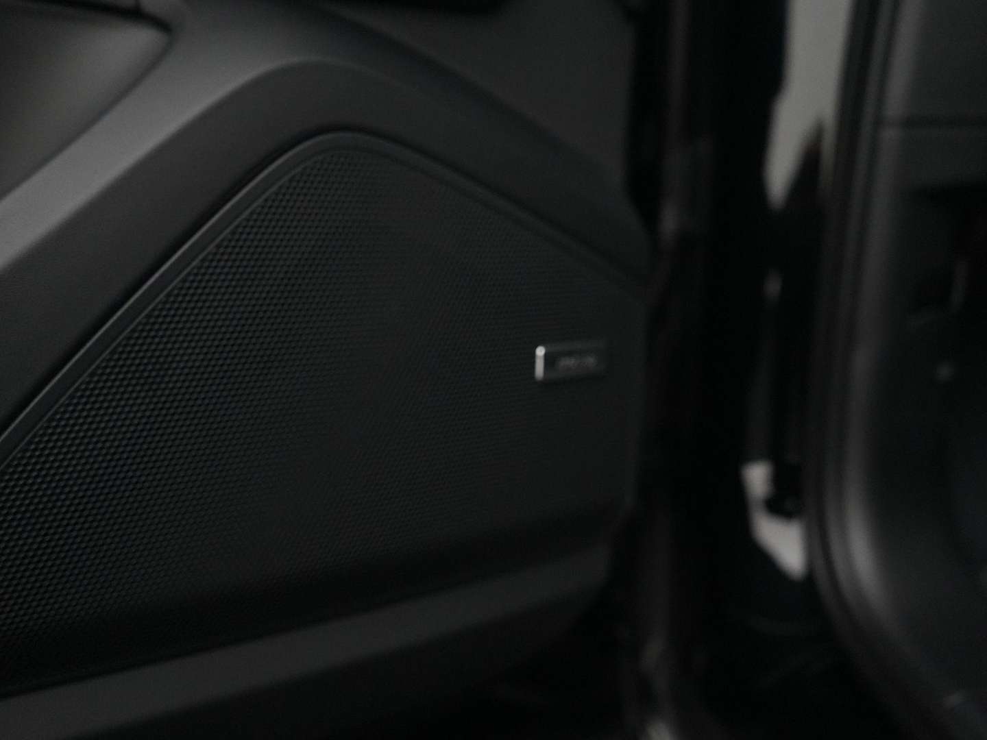 Porsche Cayenne III E-Hybrid Black Edition - 2026 - Joinsteer - #23