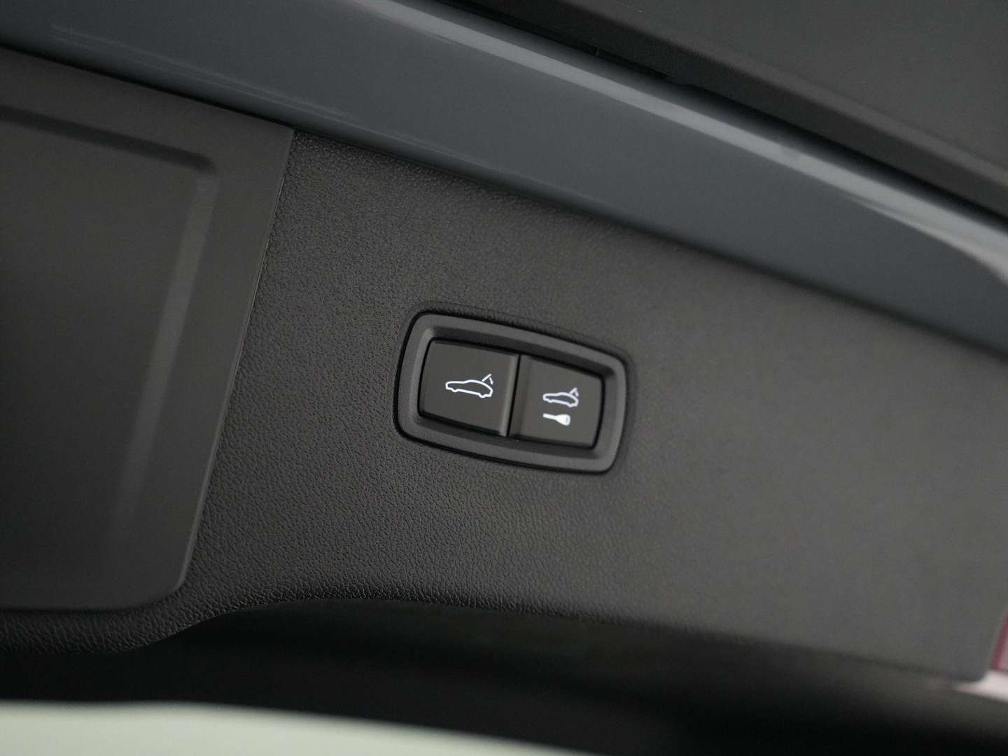 Porsche Cayenne III E-Hybrid Black Edition - 2026 - Joinsteer - #49