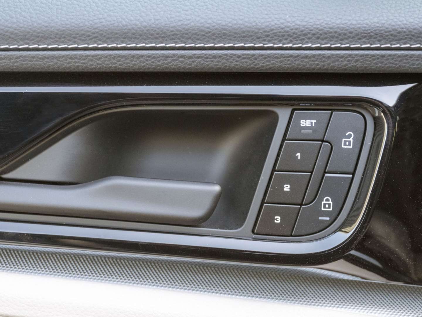 Porsche Panamera II E-Hybrid - 2025 - Joinsteer - #24