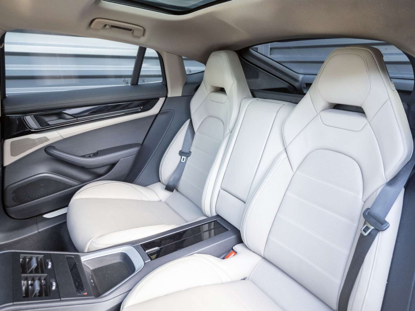 Porsche Panamera II E-Hybrid - 2025 - Joinsteer - #33