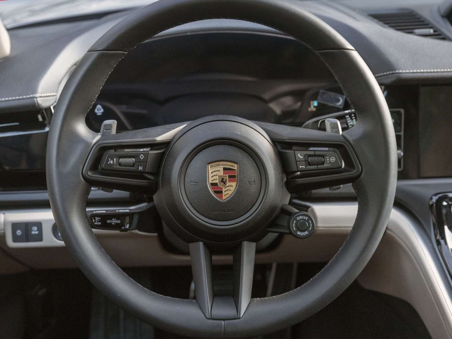 Porsche Panamera II E-Hybrid - 2025 - Joinsteer - #36