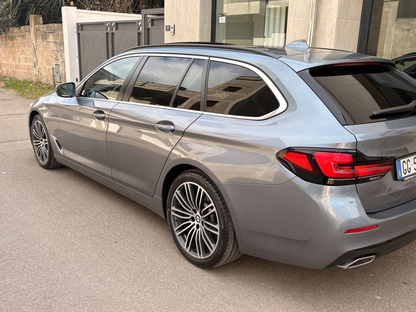 BMW Série 5 Touring Luxury 520d - 2021 - Joinsteer - #3