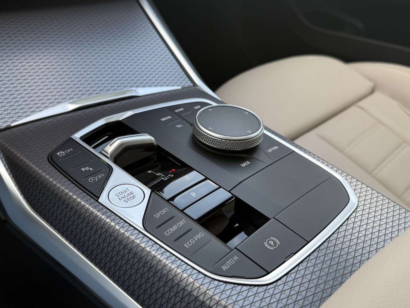 BMW 330i M Sport 330i - 2024 - Joinsteer - #30