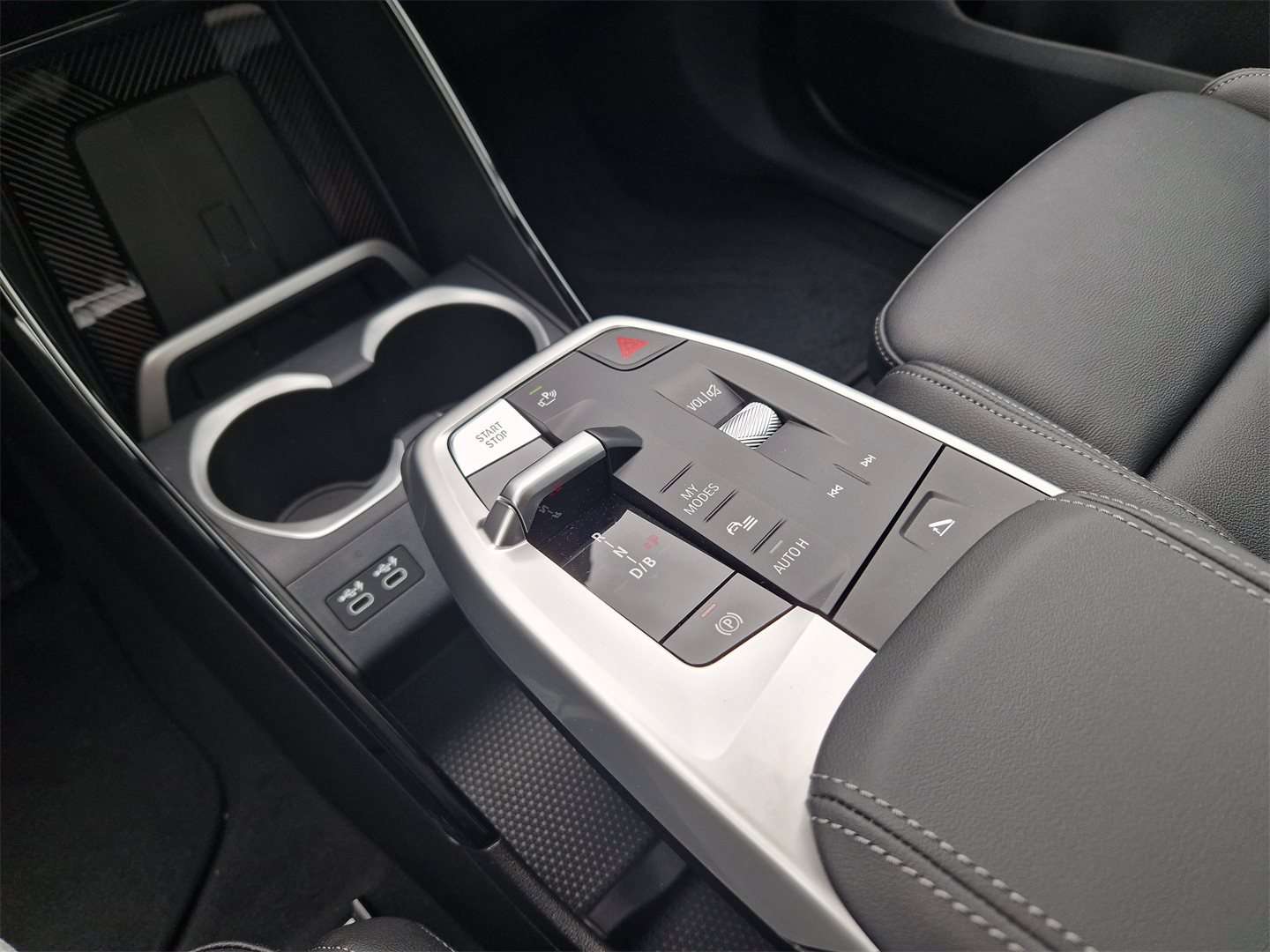 BMW IX1 XDrive30 - 2024 - Joinsteer - #12