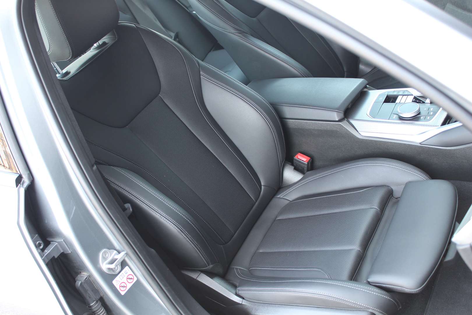 BMW 318 M Sport - 2023 - Joinsteer - #13