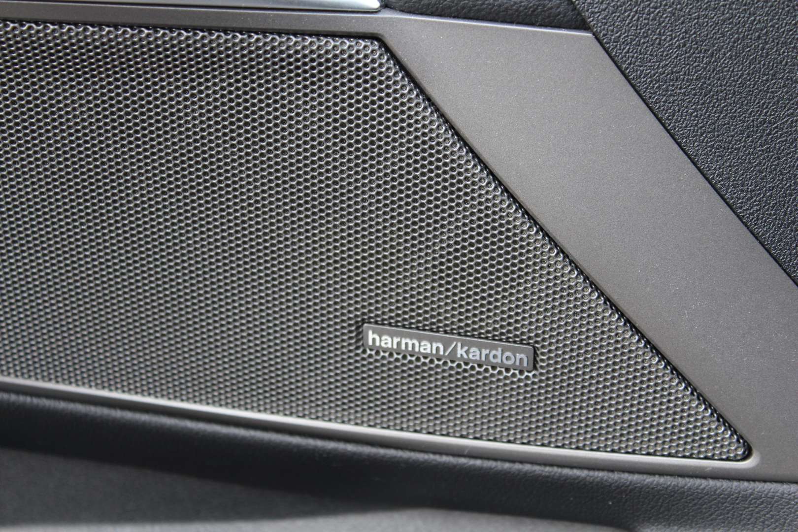 BMW 330e Individual 330e - 2020 - Joinsteer - #19