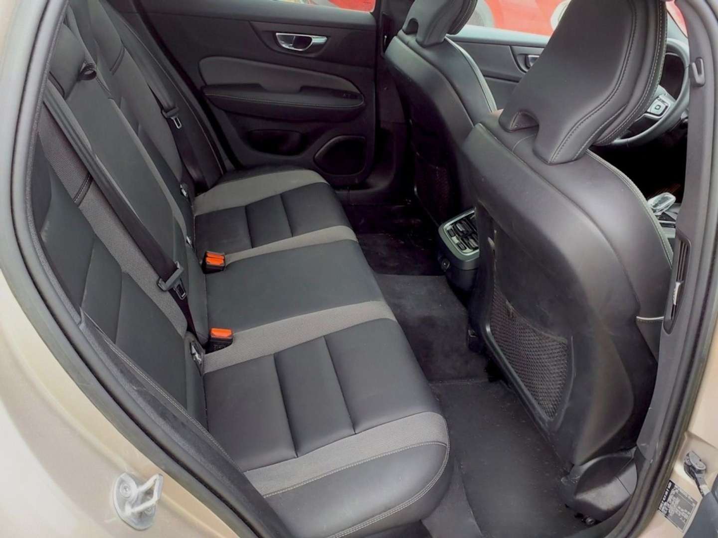 Volvo V60 Cross Country B4 Ultimate - 2022 - Joinsteer - #5
