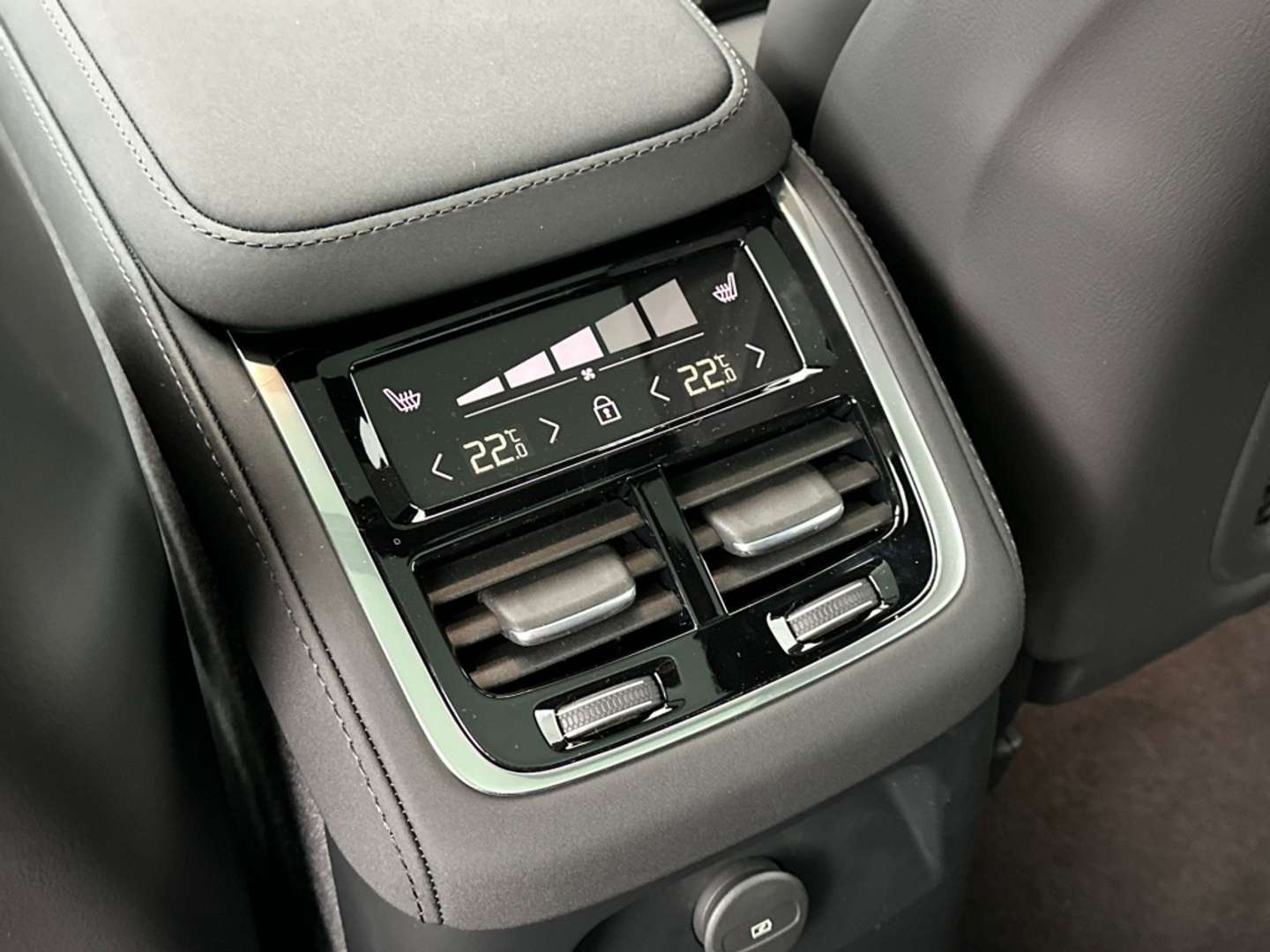 Volvo XC90 T8 Executive - 2026 - Joinsteer - #21