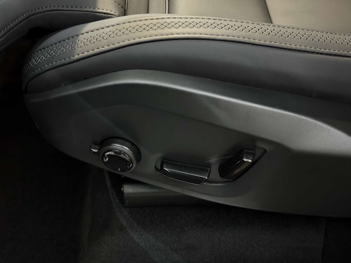 Volvo XC90 T8 Recharge Plus - 2025 - Joinsteer - #20