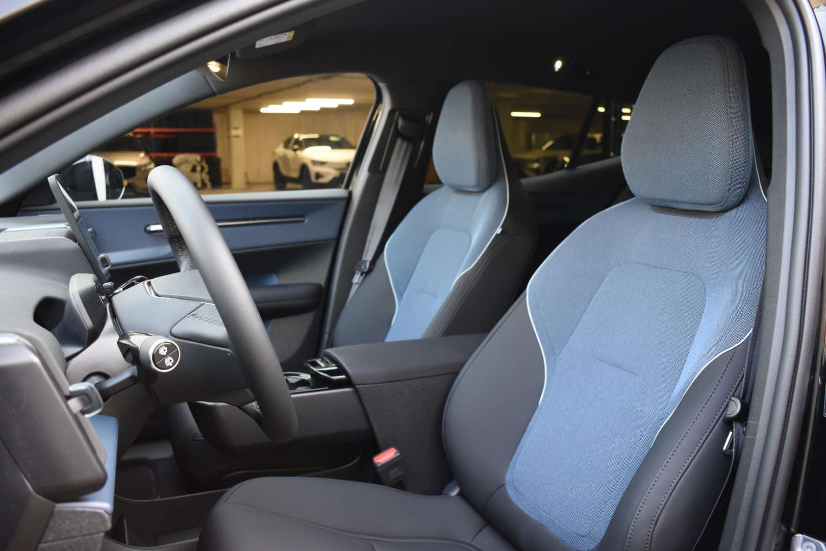 Volvo EX30 SINGLE MOTOR (EXTENDED RANGE) - 2026 - Joinsteer - #9