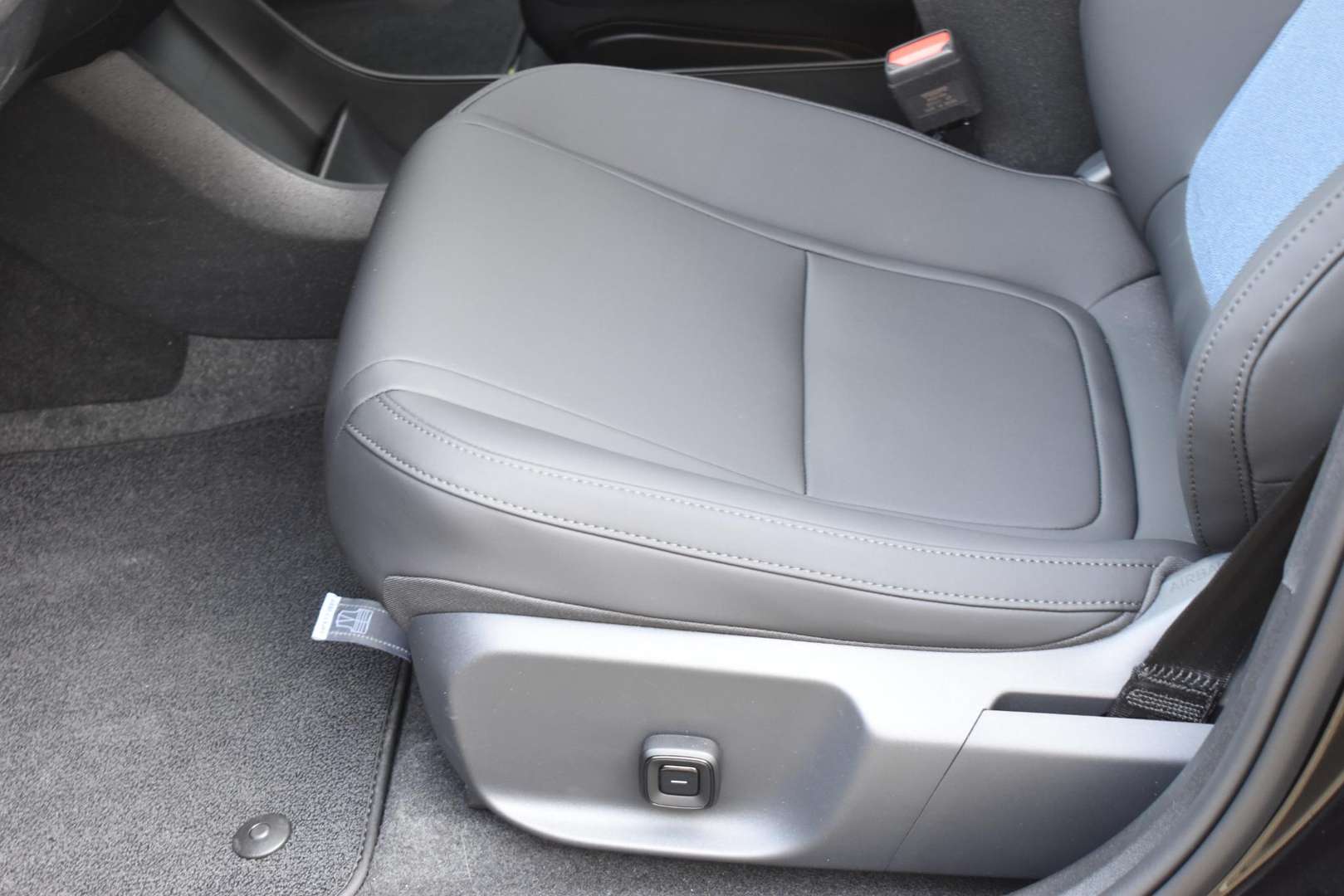 Volvo EX30 SINGLE MOTOR (EXTENDED RANGE) - 2026 - Joinsteer - #10