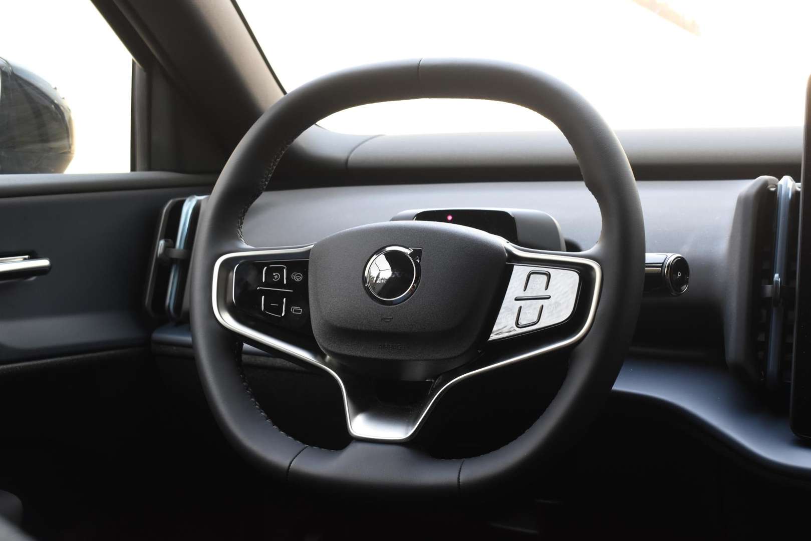 Volvo EX30 SINGLE MOTOR (EXTENDED RANGE) - 2026 - Joinsteer - #11