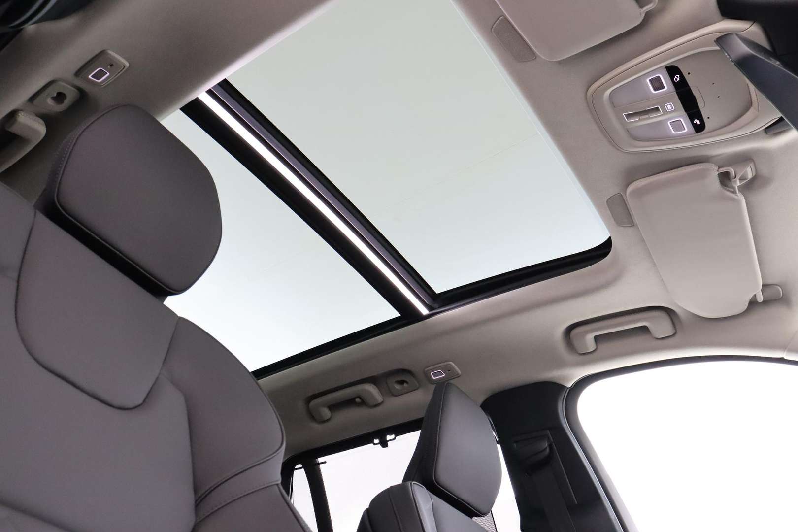 Volvo XC90 T8 Recharge Ultimate - 2025 - Joinsteer - #9