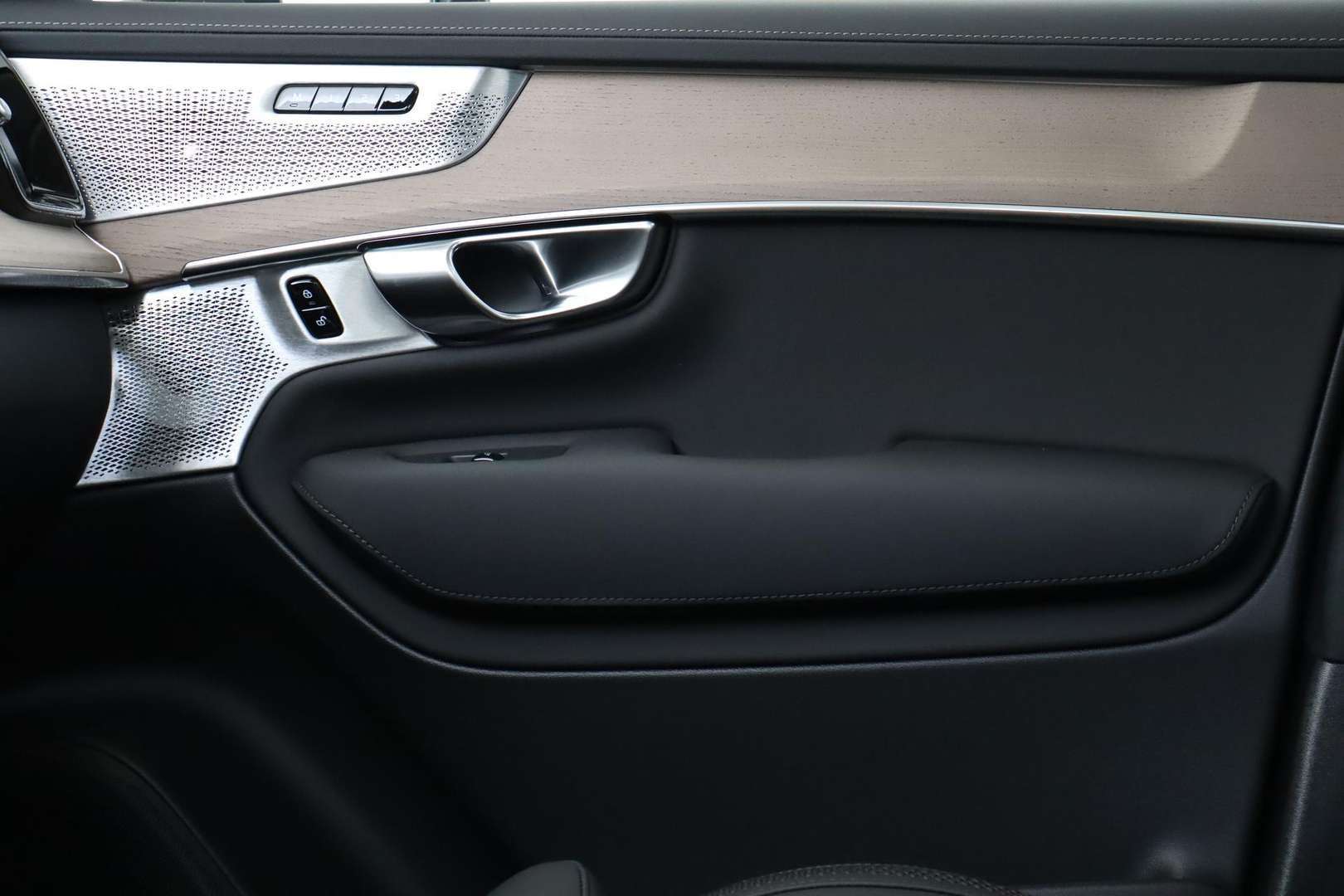 Volvo XC90 T8 Recharge Ultimate - 2025 - Joinsteer - #24