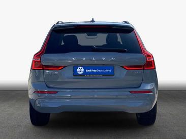 Volvo XC60 B4 Core — photo 5
