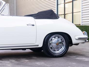 Porsche 356 SC — photo 10