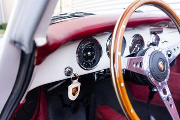 Porsche 356 SC — photo 18