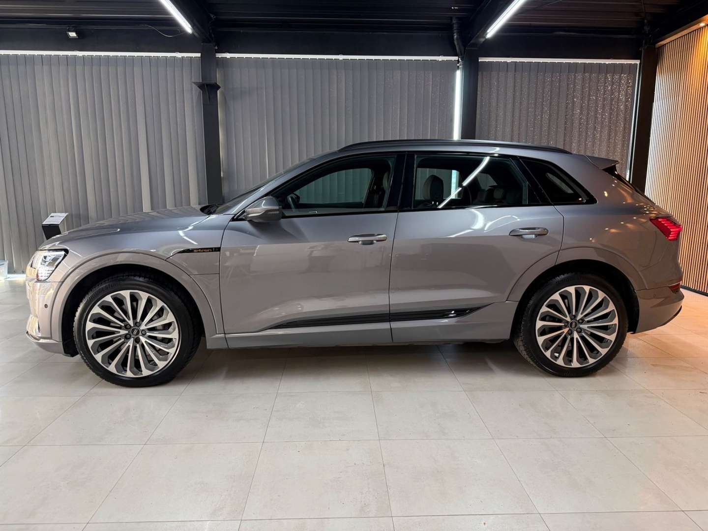 Audi E-tron Advanced 55 - 2022 - Joinsteer - #6