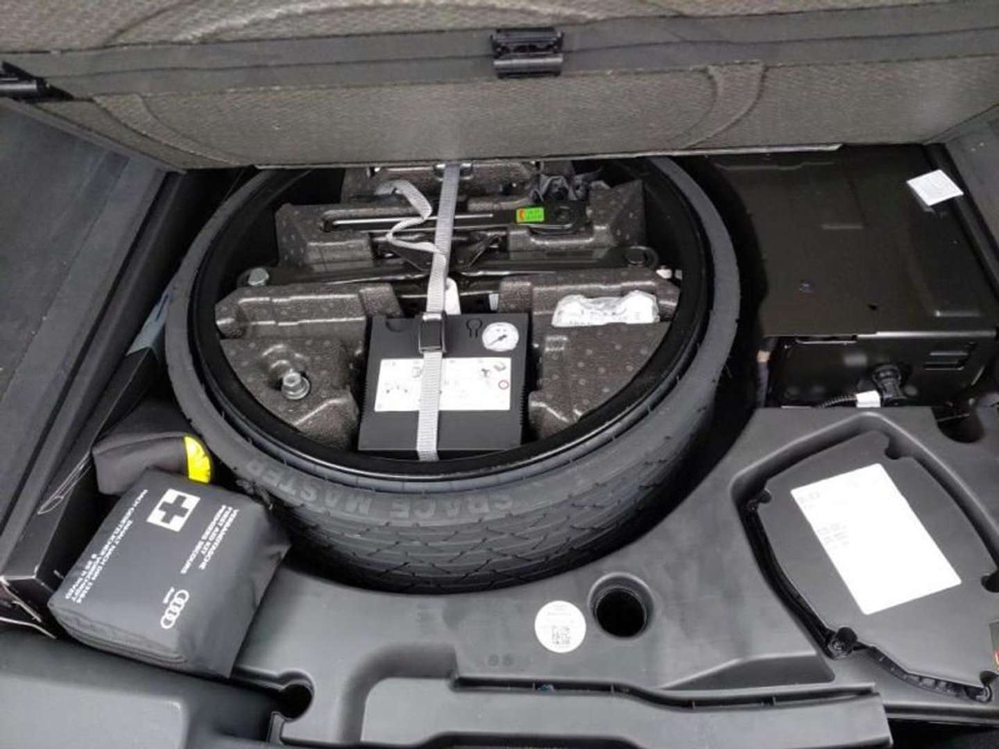 Audi Q8 S Line Plus 45 TDI - 2021 - Joinsteer - #9