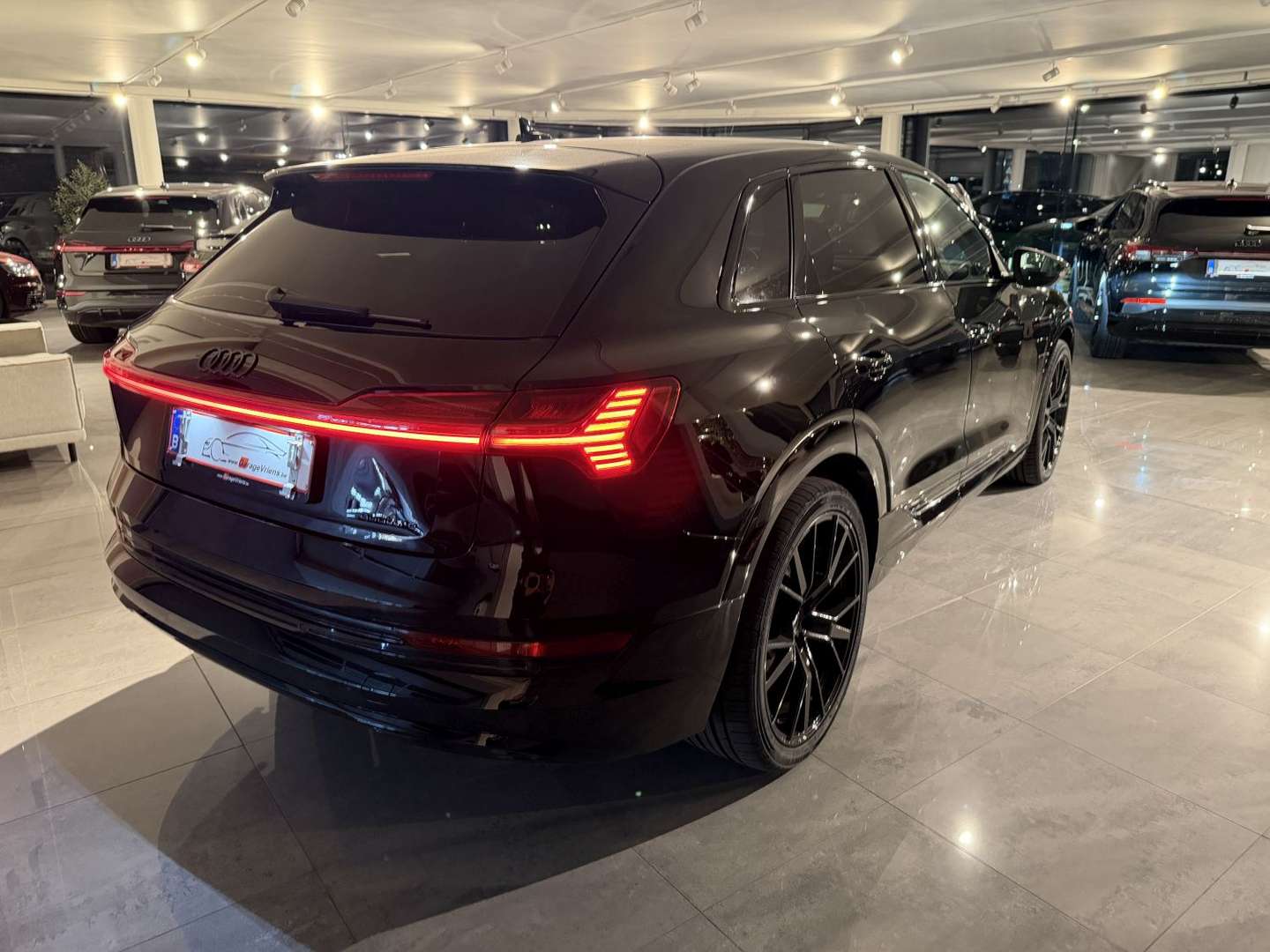 Audi Q8 E-tron FULL BLACK 55 - 2022 - Joinsteer - #16