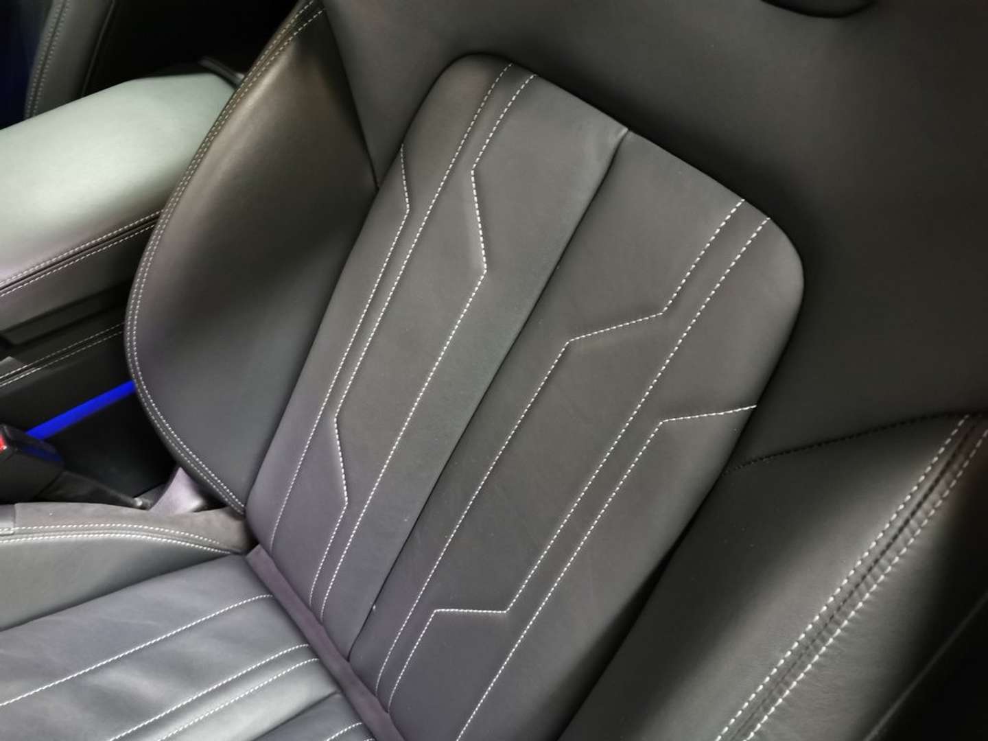 Audi S6 Paket Audi Exclusive Luft Nachtsicht Head Up - 2018 - Joinsteer - #3