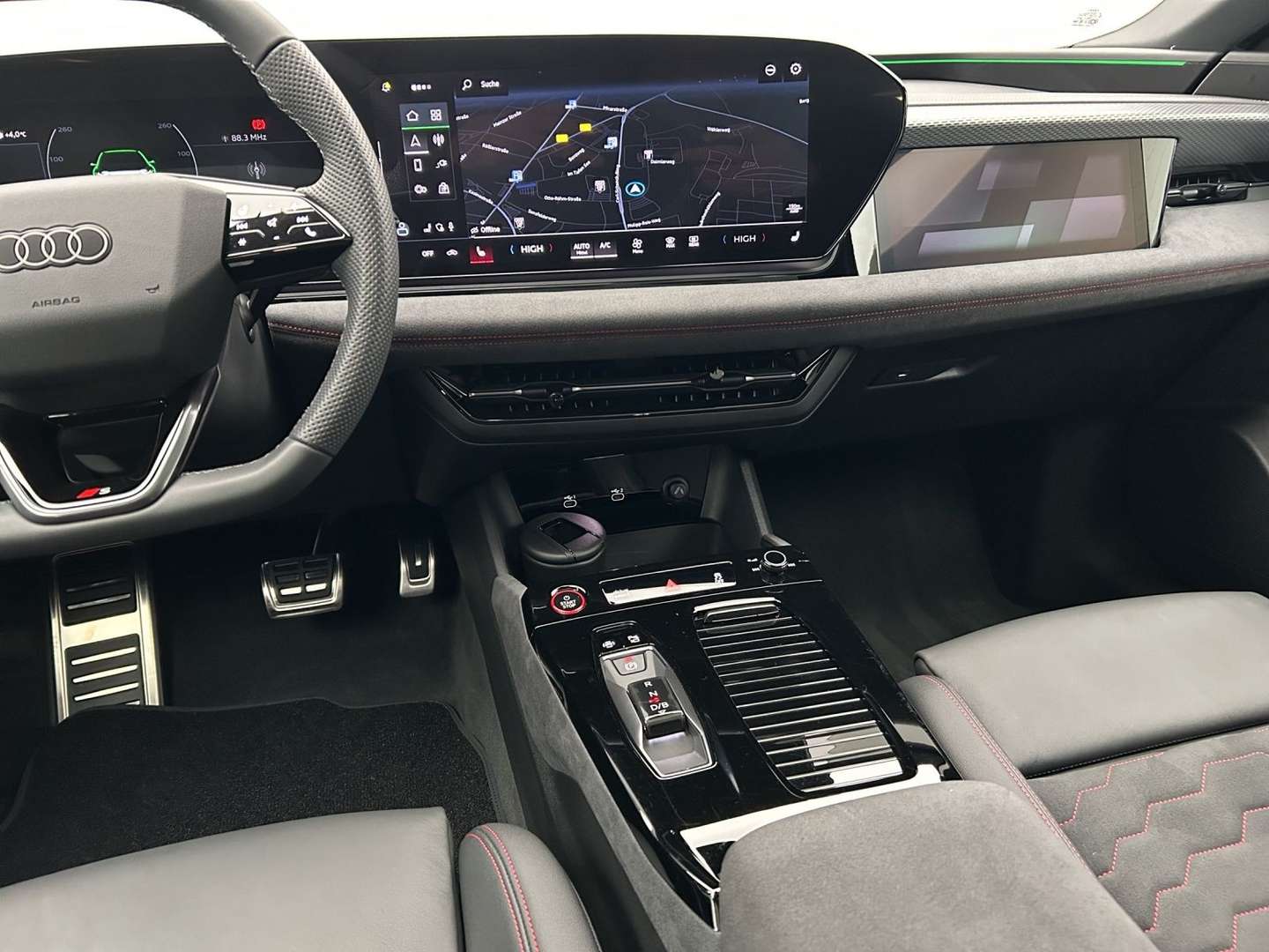 Audi A6 E-tron S Line - 2025 - Joinsteer - #7