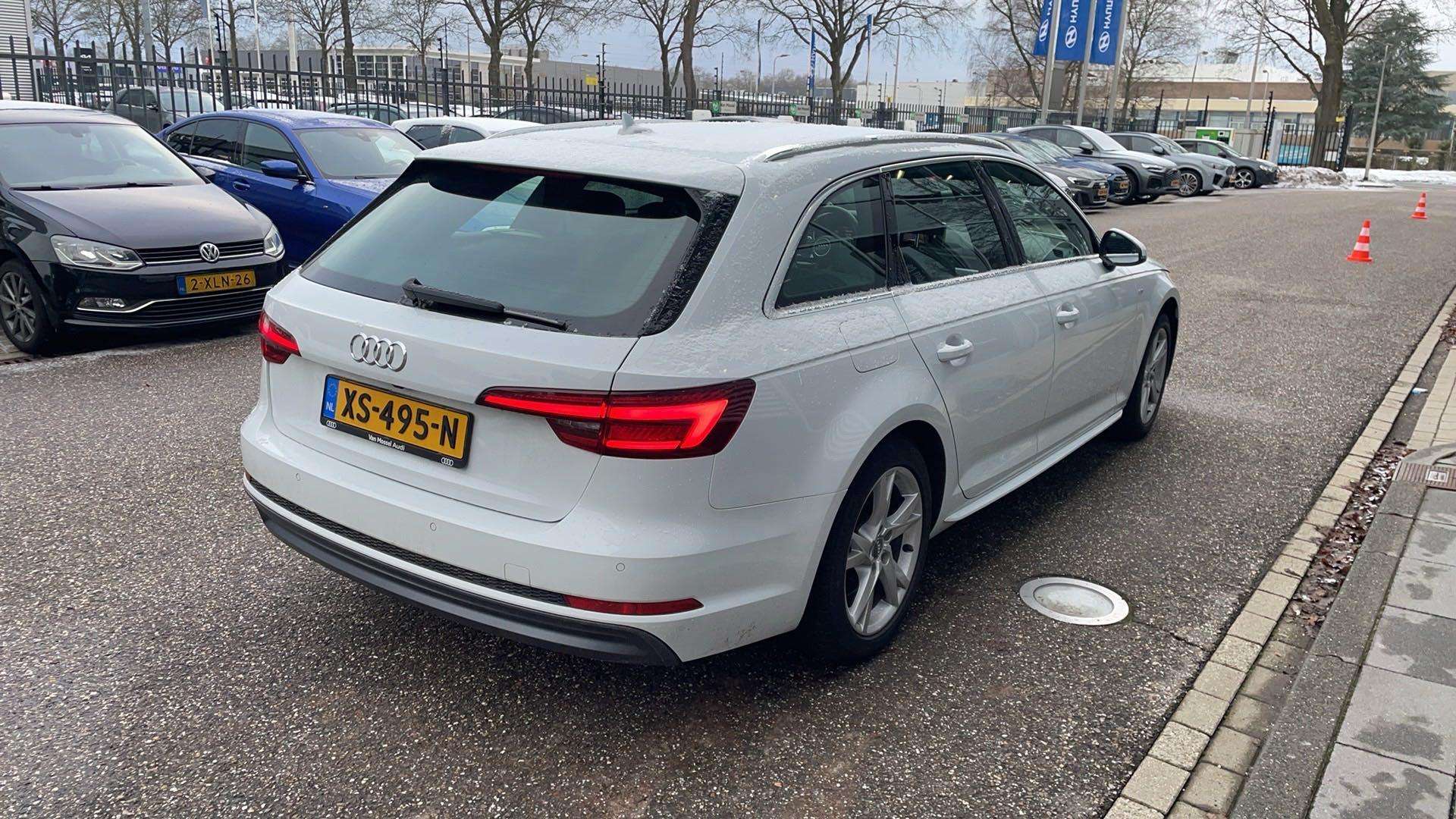 Audi A4 S Line Black Edition 30 TFSI - 2018 - Joinsteer - #4