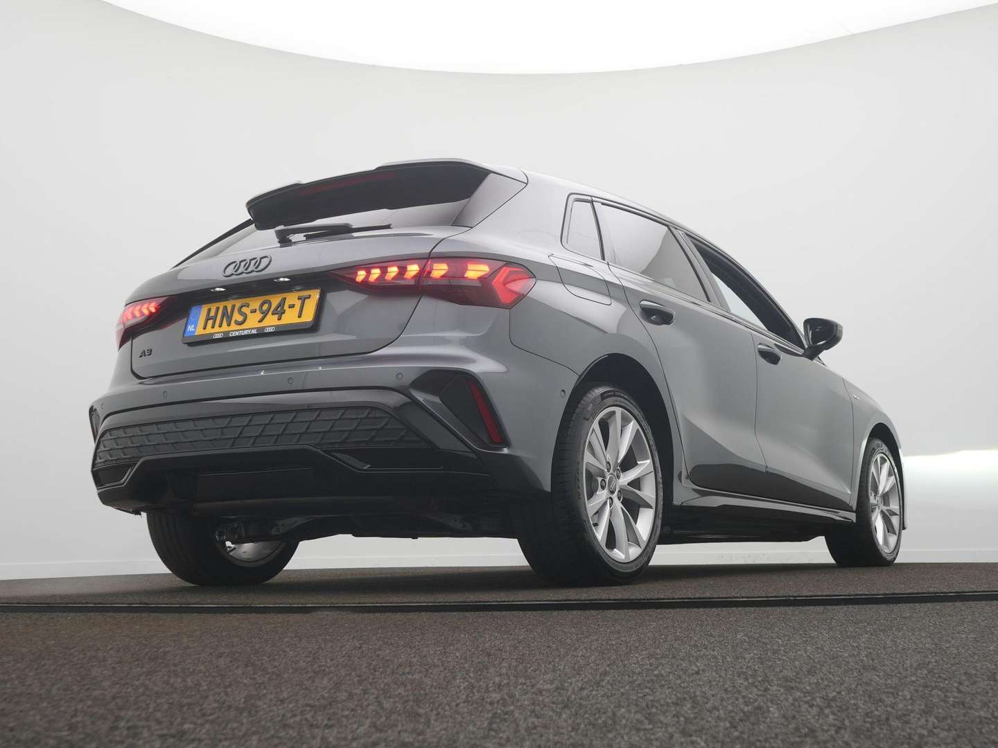 Audi A3 Sportback S Line 40 TFSI E - 2025 - Joinsteer - #9