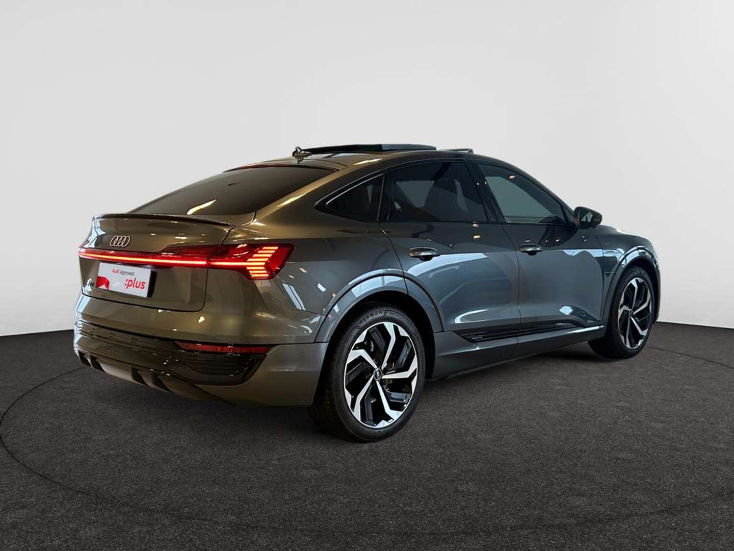 Audi Q8 E-tron Sportback S Line 55 - 2023 - Joinsteer - #2