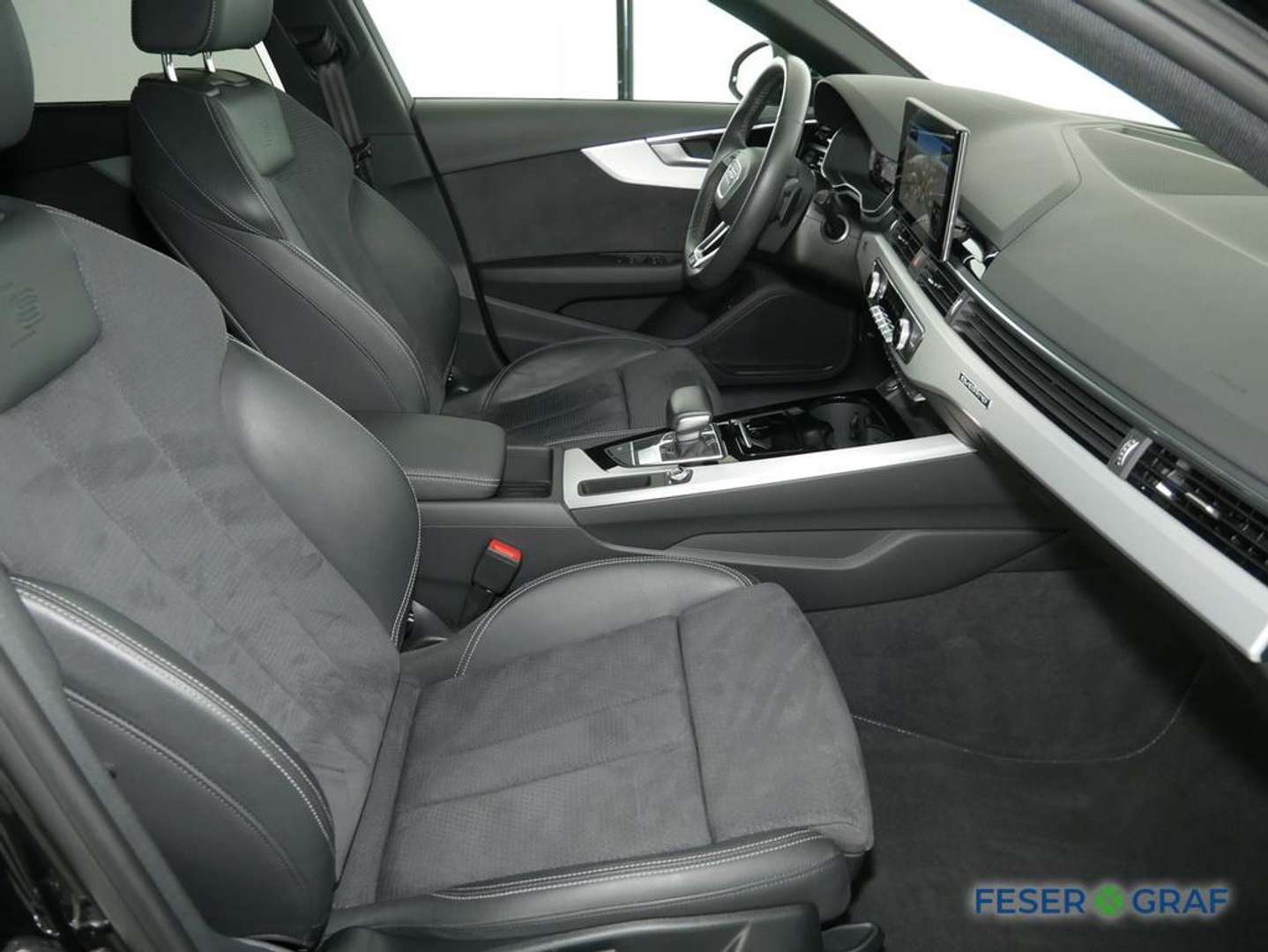 Audi A4 S Line Avant 45 TFSI - 2024 - Joinsteer - #3