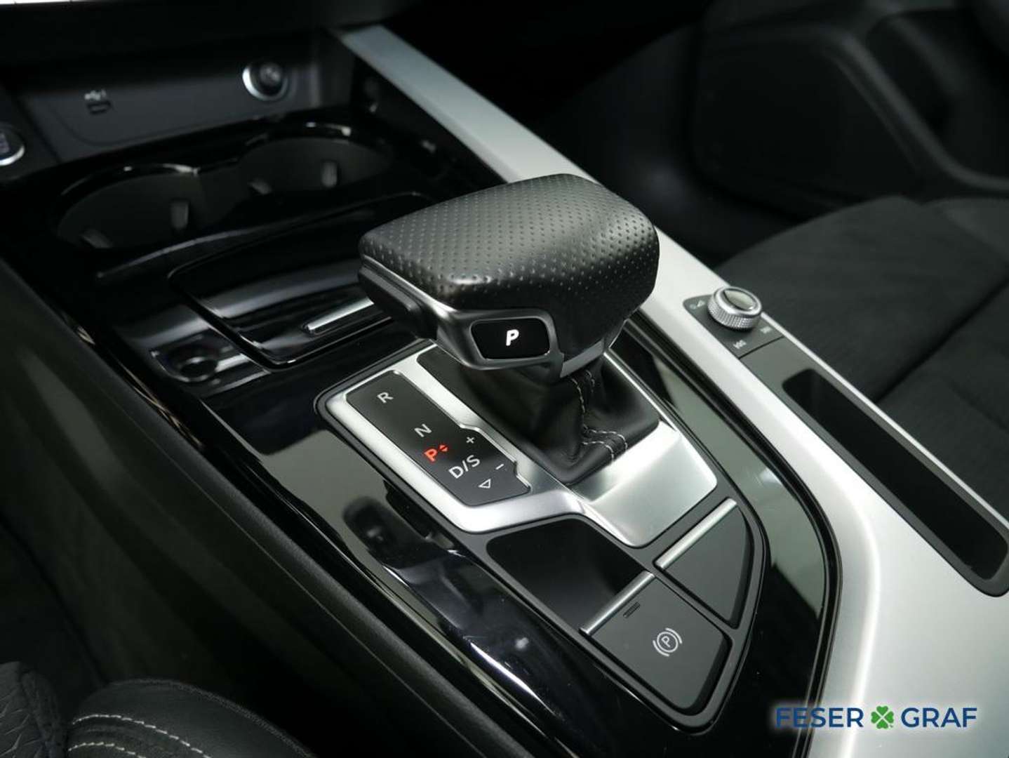 Audi A4 S Line Avant 45 TFSI - 2024 - Joinsteer - #6