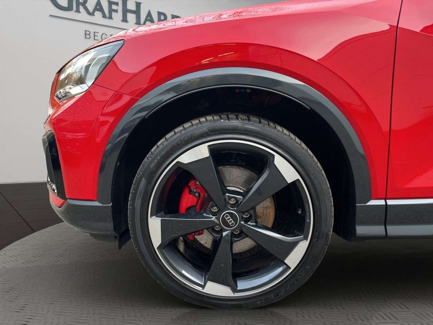 Audi Q2 S Line Advanced 35 TDI - 2025 - Joinsteer - #2