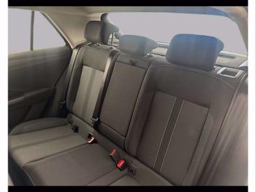Volkswagen T-Roc TDI Life — photo 11