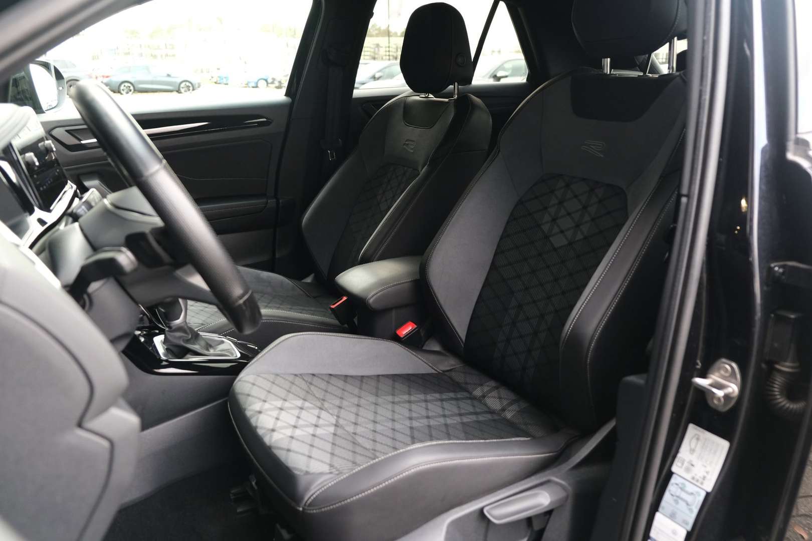 Volkswagen T-Roc R-Line - 2022 - Joinsteer - #5