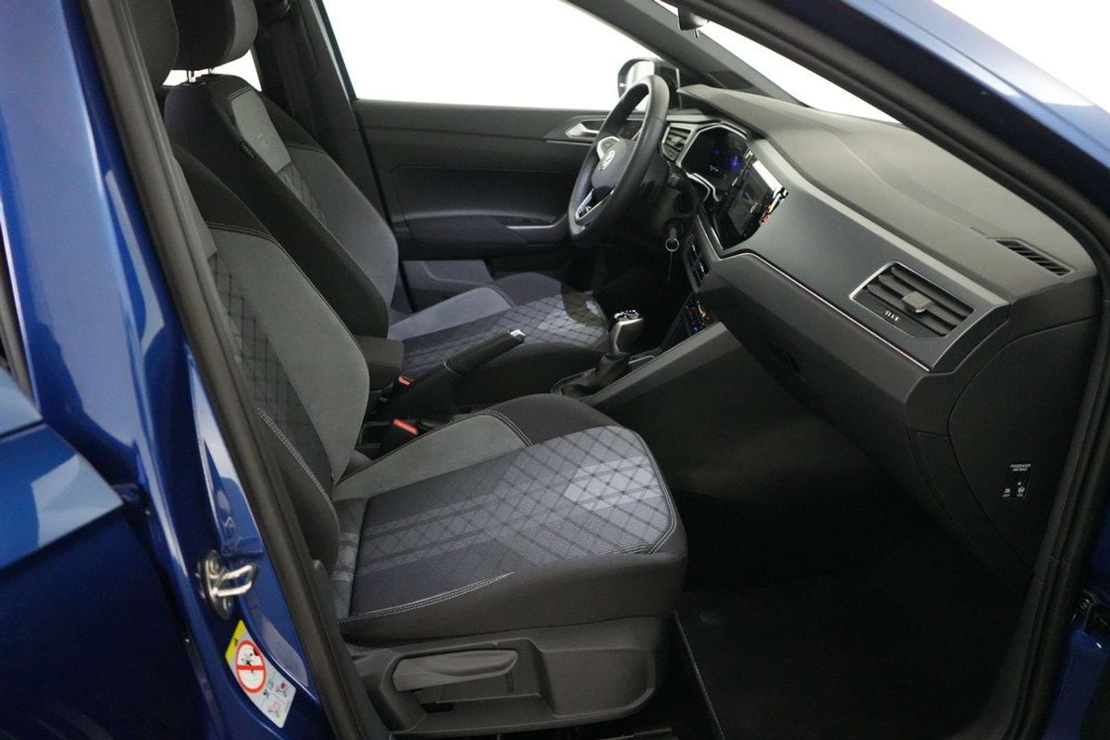 Volkswagen Taigo R-Line - 2025 - Joinsteer - #7