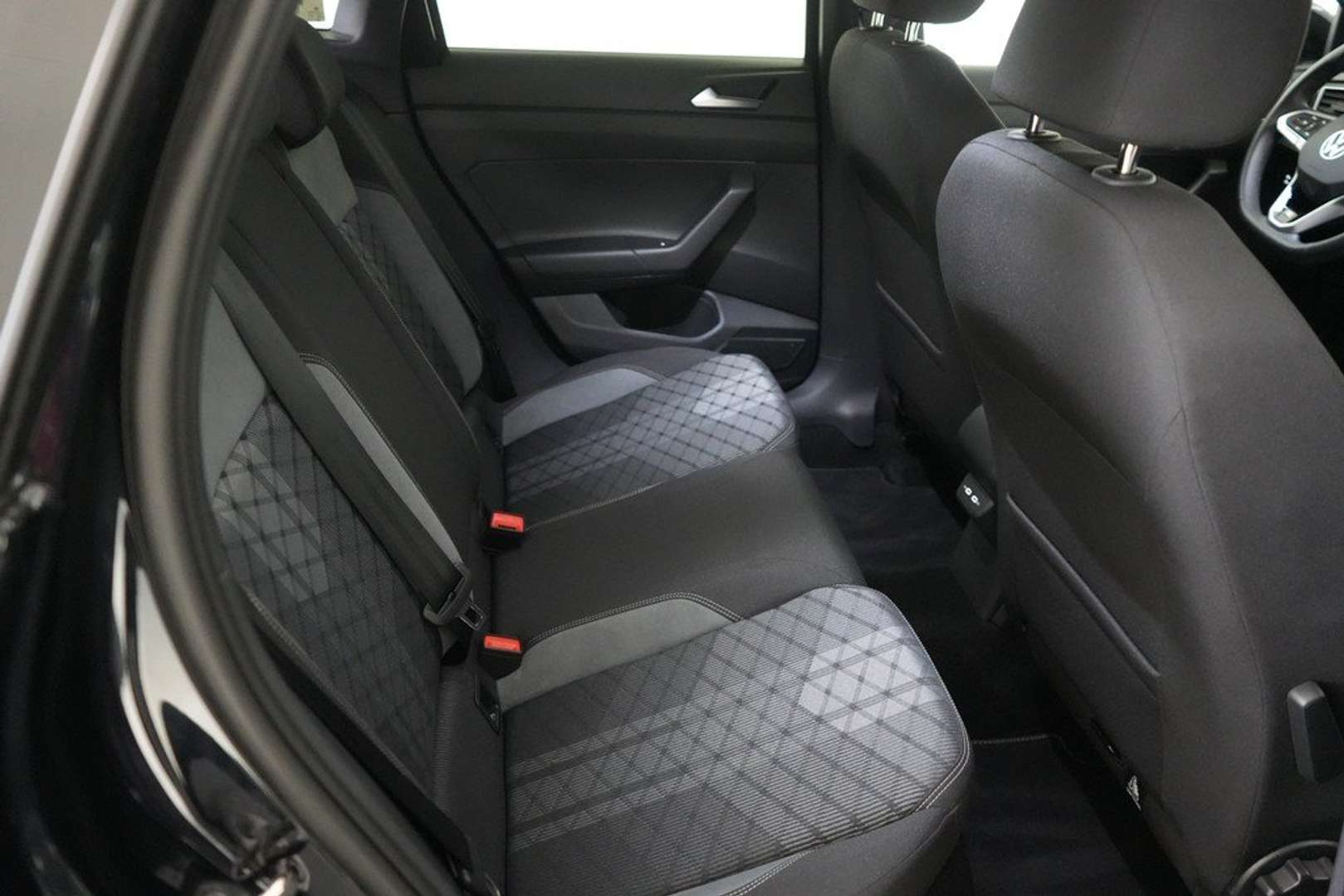 Volkswagen Taigo R-Line - 2025 - Joinsteer - #10