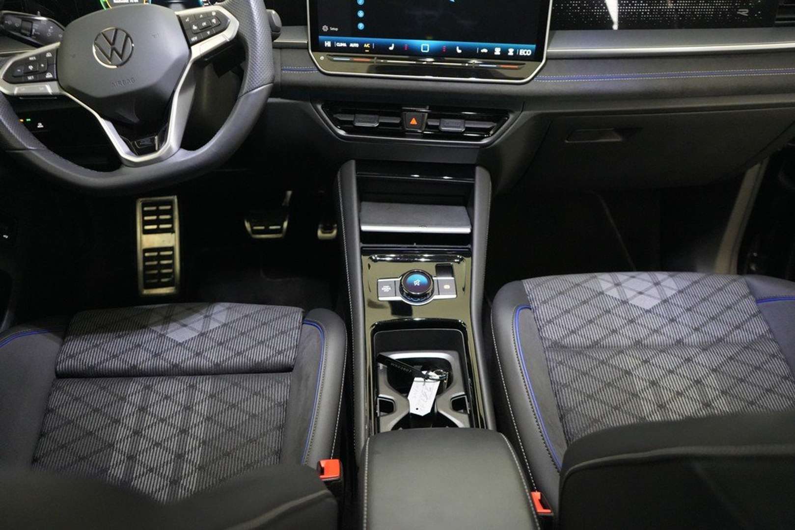 Volkswagen Tayron EHybrid R-Line - 2025 - Joinsteer - #14