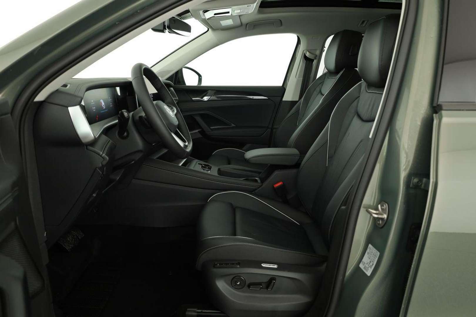 Volkswagen T-CROSS EHybrid Life - 2025 - Joinsteer - #9