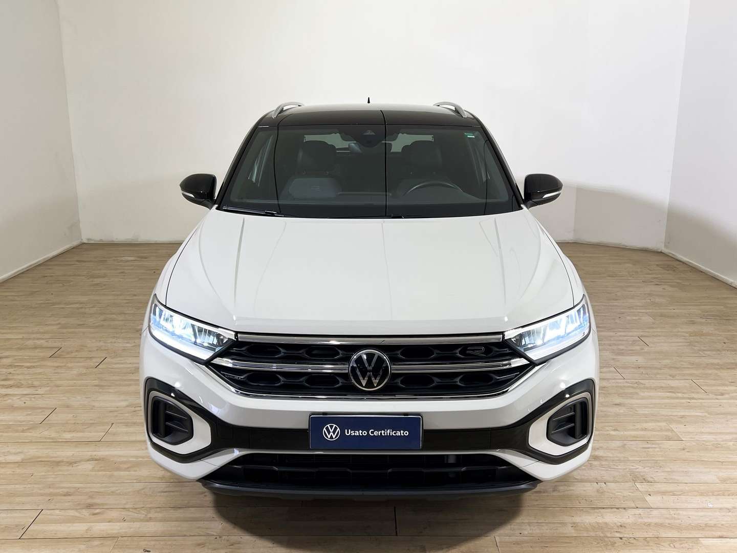 Volkswagen T-Roc R-Line - 2023 - Joinsteer - #1