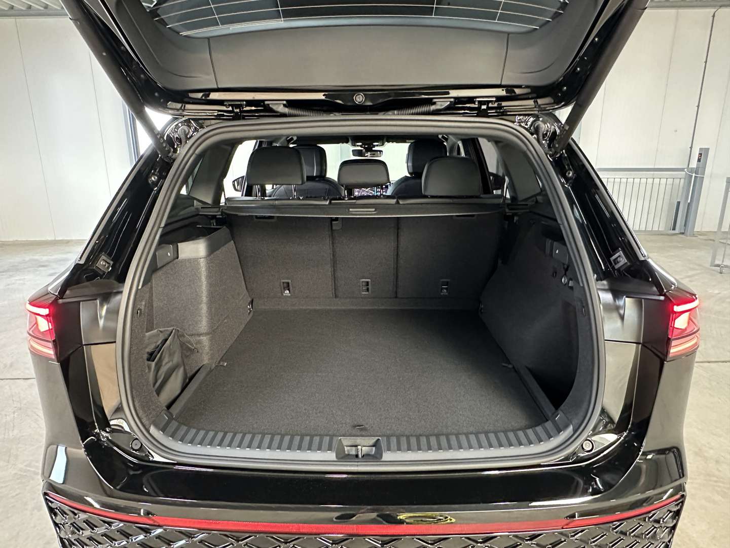 Volkswagen Tayron EHybrid R-Line Edition - 2026 - Joinsteer - #29