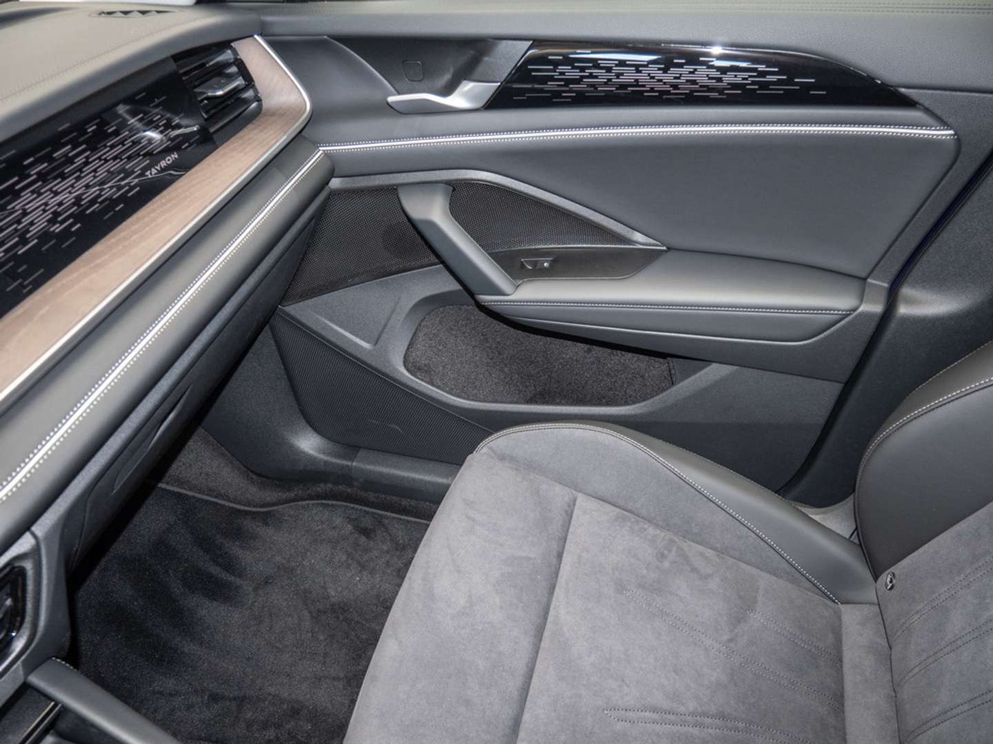 Volkswagen Tayron ETSI Elegance - 2025 - Joinsteer - #10