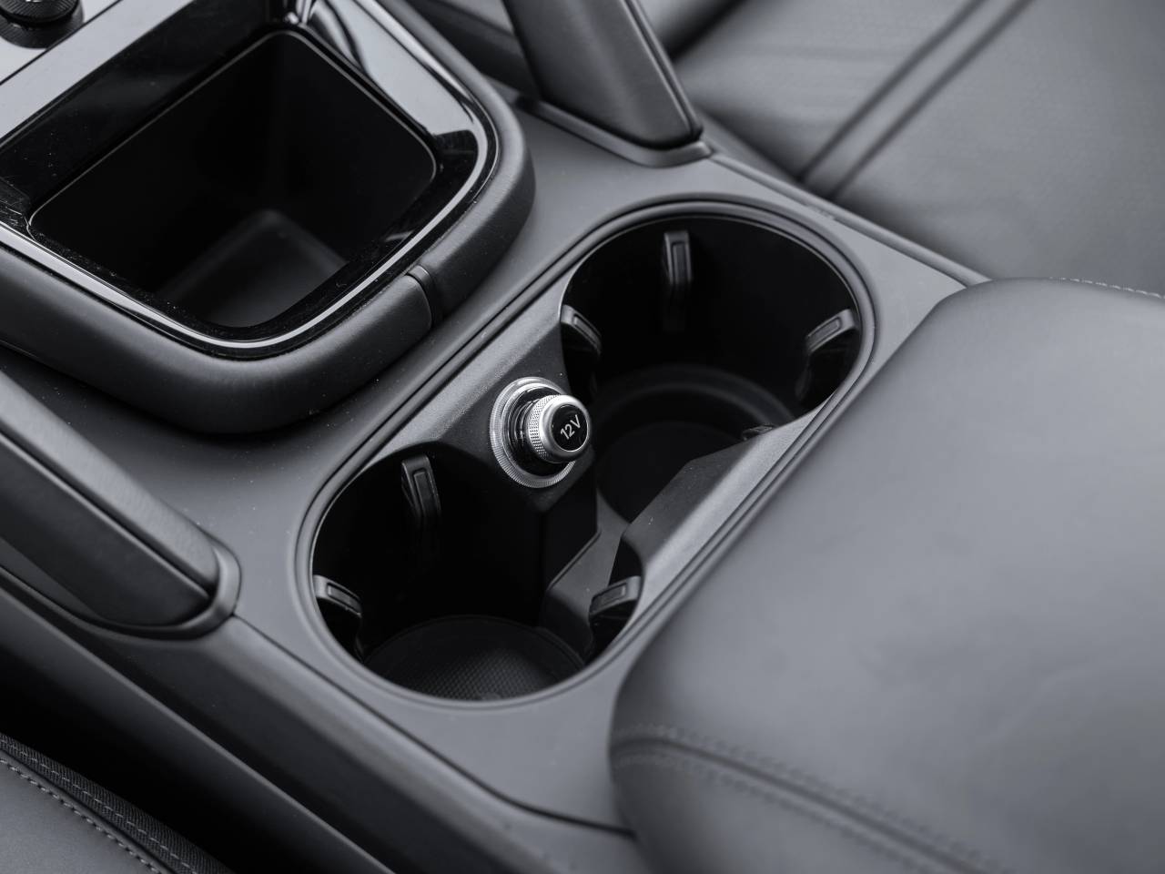 Porsche Cayenne III ph2 E-Hybrid - 2023 - Joinsteer - #22