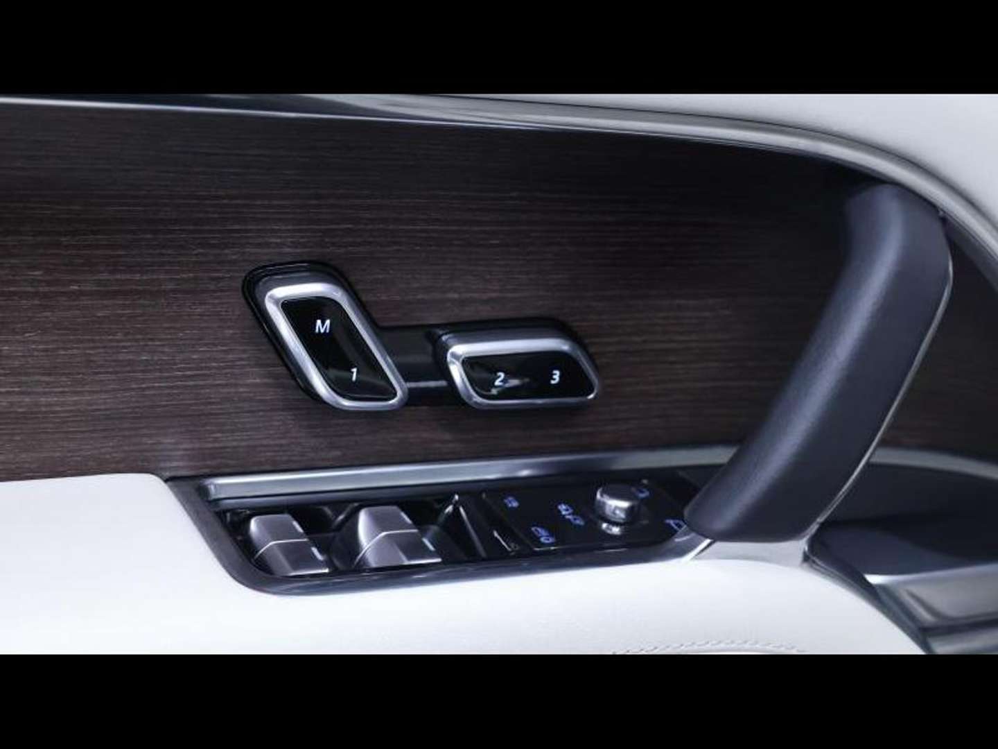 Land Rover Range Rover P440e Autobiography AWD Auto - 2023 - Joinsteer - #26