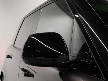 Land Rover Range Rover 3.0 P460e HSE PHEV — photo 12