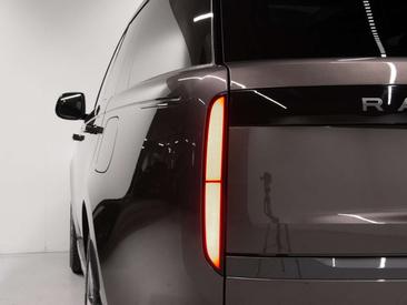 Land Rover Range Rover 3.0 P460e HSE PHEV — photo 14