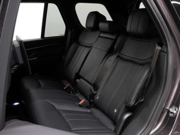 Land Rover Range Rover 3.0 P460e HSE PHEV — photo 22