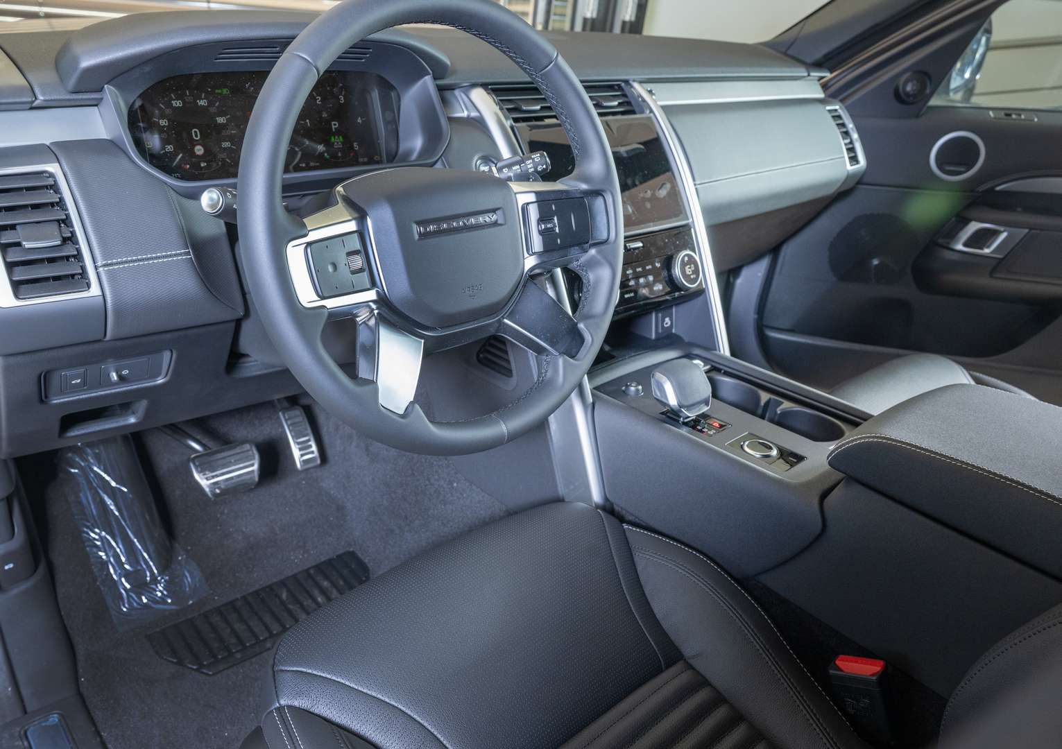 Land Rover Discovery D250 Dynamic SE Navi ACC AHK 7.Sitzer Leder - 2025 - Joinsteer - #10