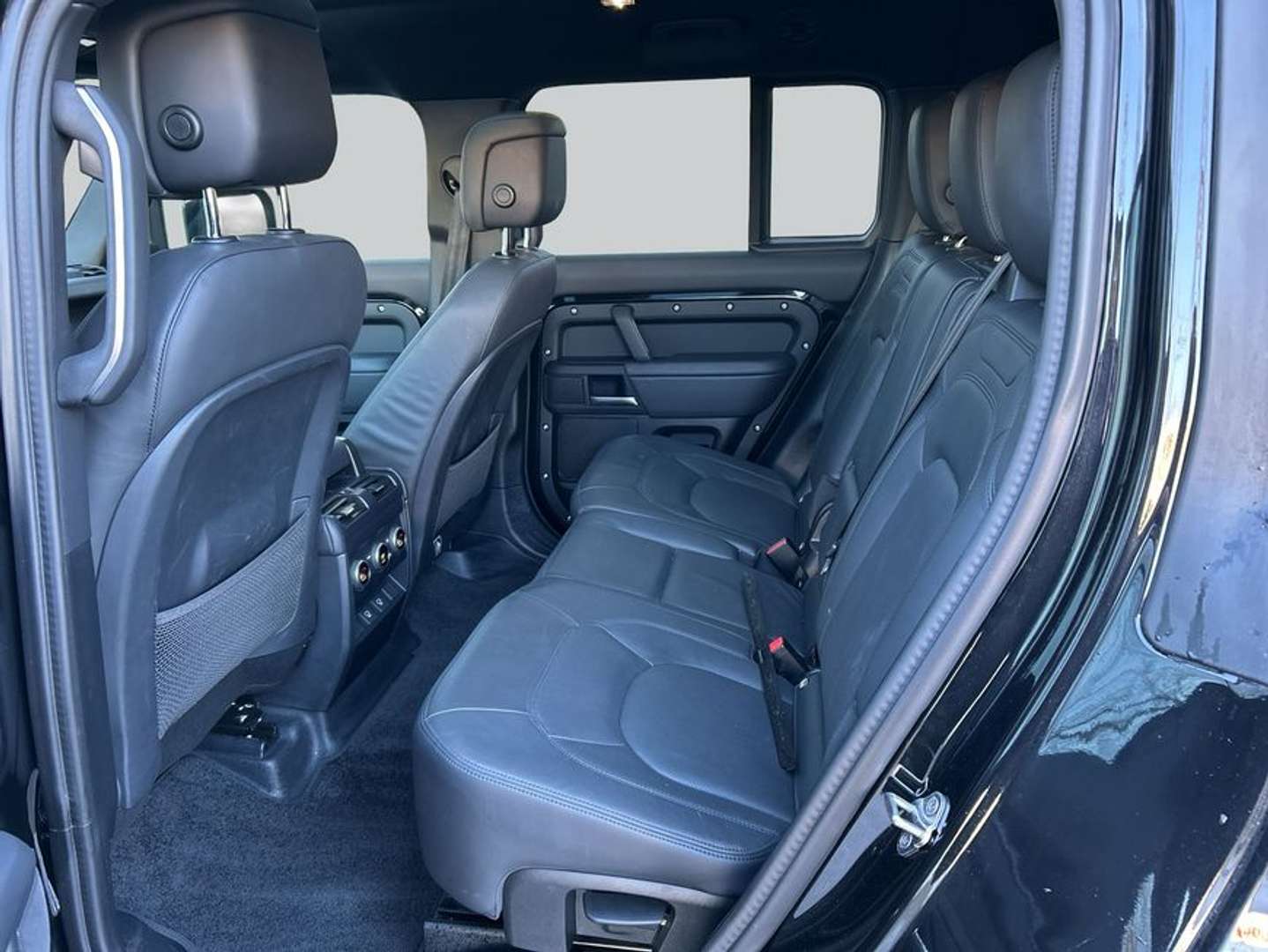 Land Rover Defender 130 X-Dynamic SE D300 - 2025 - Joinsteer - #10