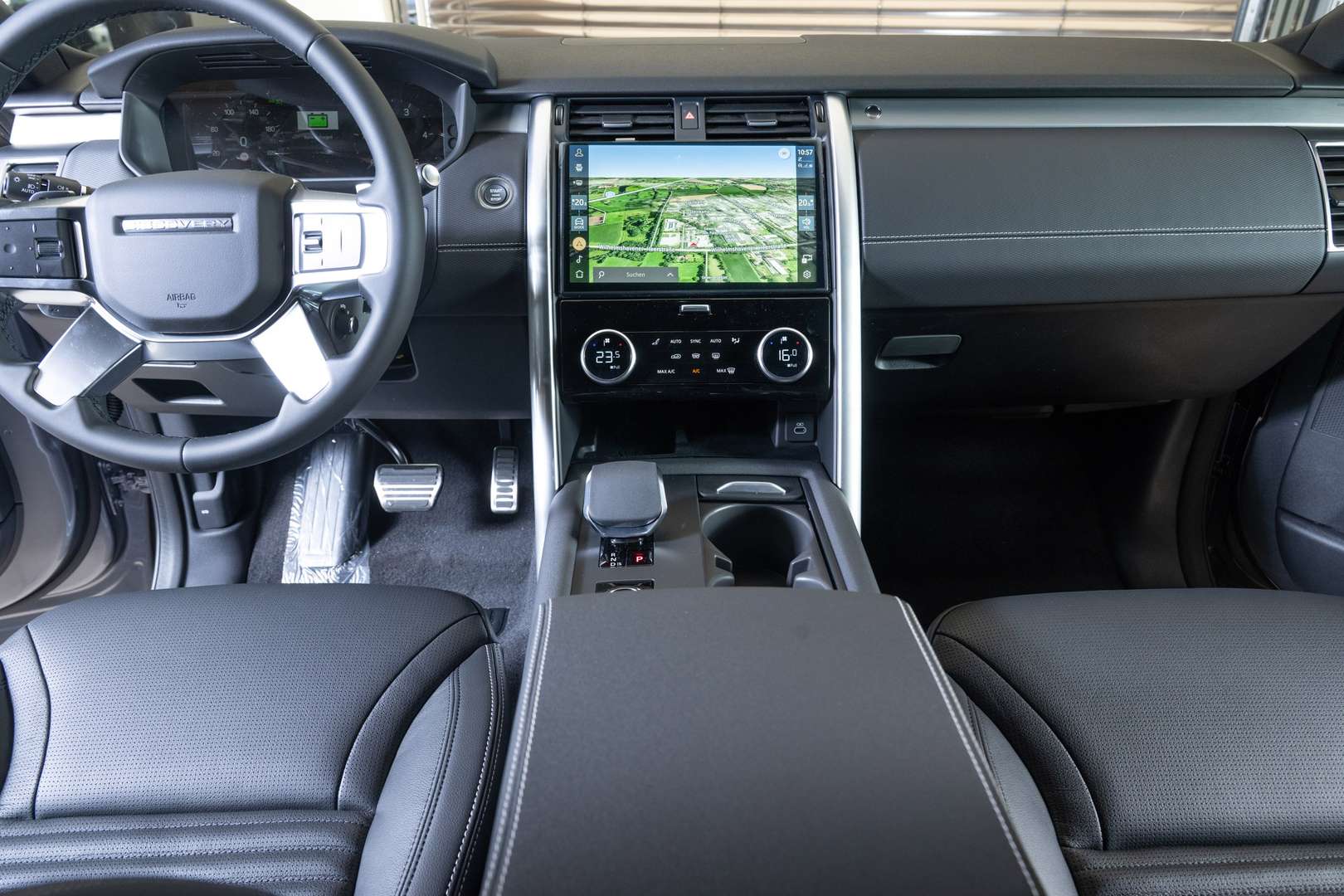 Land Rover Discovery D250 Dynamic SE Navi ACC AHK 7.Sitzer Leder - 2025 - Joinsteer - #12