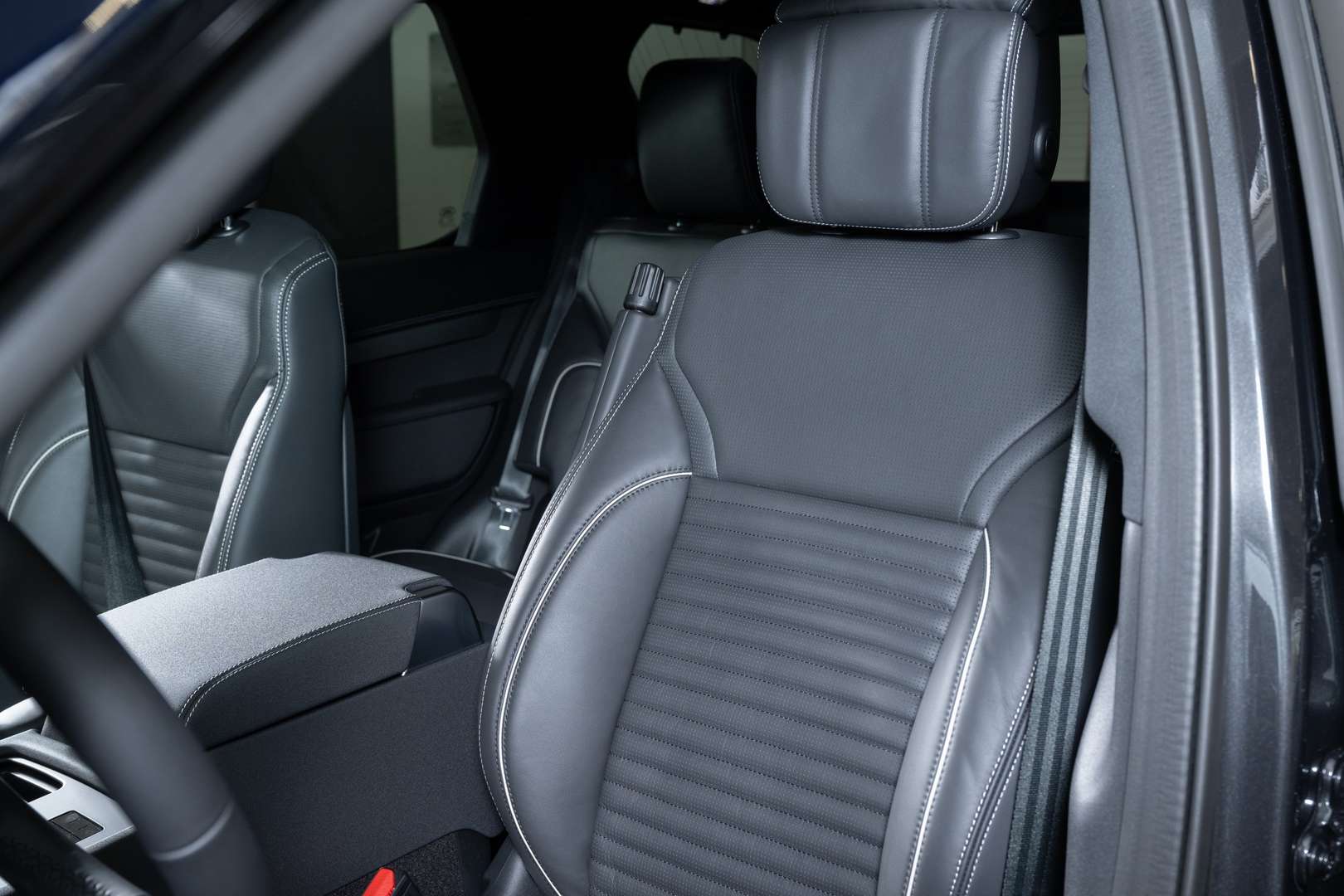 Land Rover Discovery D300 Dynamic HSE  AWD Navi Leder ACC 360°Kame. - 2024 - Joinsteer - #16